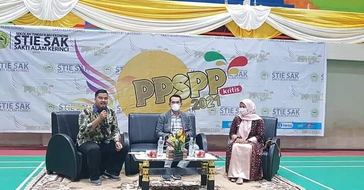 PPSPP STIE-SAK: Wawako Antos Isi Materi Mengubah Pola Pandemi Menjadi Endemi COVID-19