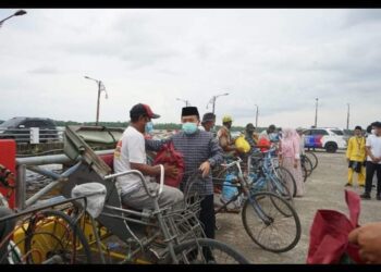 Usai Buka MTQ ke-50, Al Haris Jalin Silaturahmi dengan Warga Kuala Tungkal