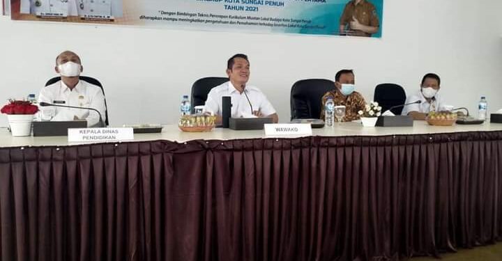 Wawako Antos: Sekolah Harus Miliki Metode Pembelajaran Mulok Budaya Kota Sungai Penuh