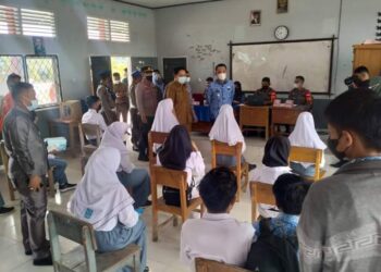 Pastikan PTM Terapkan Protokol Kesehatan, Wawako Antos Lakukan Kunjungan ke Sekolah