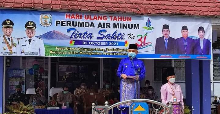 Hadiri HUT PDAM Tirta Sakti yang ke-31, Bupati Adirozal: Berikan Pelayanan Terbaik Kepada Konsumen