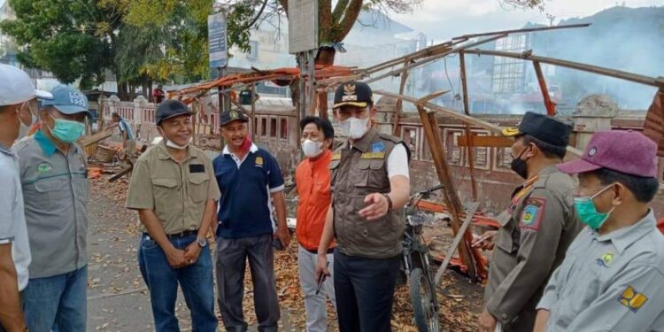 Wawako Antos Pantau Pembersihan & Penataan Pasar Buah & Ex. MKS