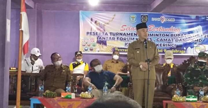 Turnamen Bulu Tangkis Bupati Kerinci Cup Tahun 2021 Dibuka, Adirozal: Jaga Sportifitas, Perkuat Tali Persaudaraan!