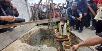 Gubernur Al Haris Lakukan Pemancangan Tiang Pertama Pondok Al-Qur’an Darul Huffadz Al-Hidayah Koto Baru