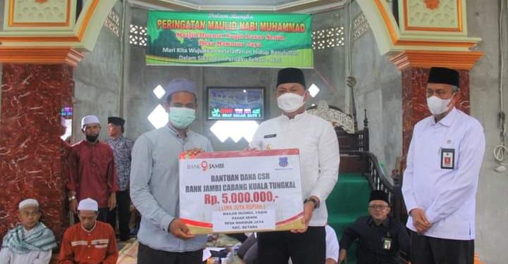 Wabup Hairan Hadiri Maulid Nabi Muhammad SAW di Desa Makmur Jaya