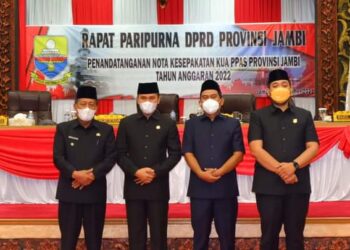 Wagub Abdullah Sani Hadiri Rapat Paripurna KUA PPAS APBD Tahun 2022