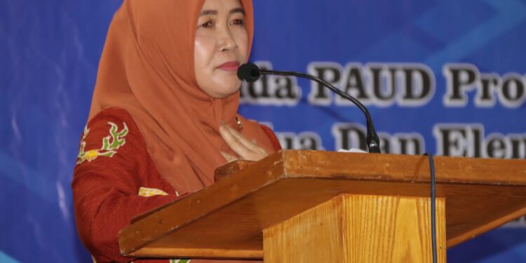 Hj. Hesnidar Haris Buka Rapat Koordinasi Bunda Paud Se-Provinsi Jambi