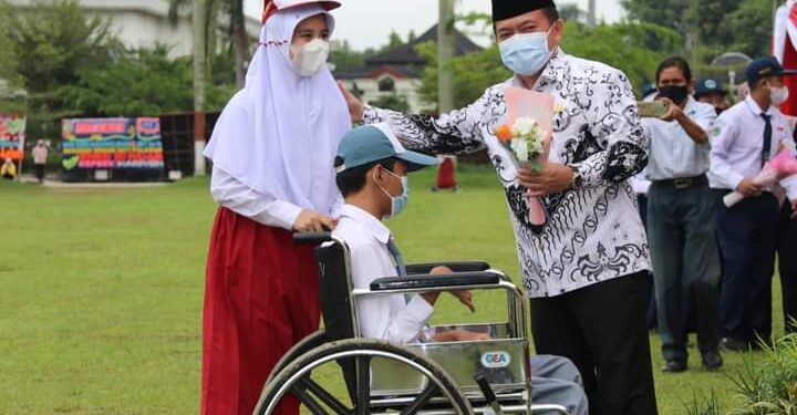 Gubernur Al Haris: Guru adalah Garda Terdepan Pendidik Anak Bangsa