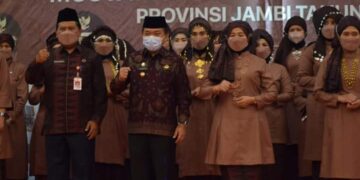 Pelantikan Dekranasda, Gubernur Al Haris Inginkan Setiap Daerah Punya Produk Unggulan