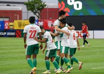 Cukur Laos 5-1, Timnas Indonesia Geser Malaysia di Puncak Klasemen