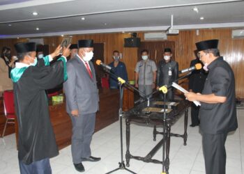 Bupati UAS Lantik Dewan Pengawas PDAM