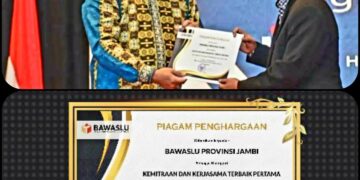 Bawaslu Jambi Raih Penghargaan Kategori Kemitraan dan Kerjasama Terbaik