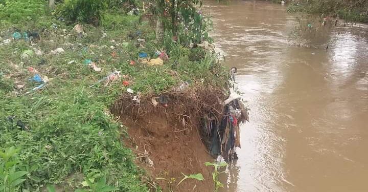 Tebing Mulai Longsor, Warga Depati Tujuh Mulai Cemas