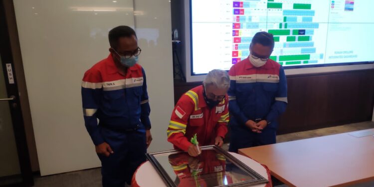 Kepala SKK Migas Tinjau PHR War Room dan Inspeksi Pengeboran WK Rokan