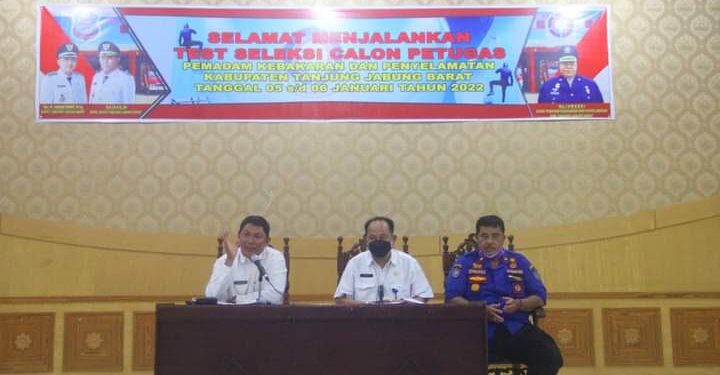 Wabup Hairan Tinjau Kegiatan Tes Seleksi Calon Petugas Pemadam Kebakaran
