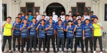 Wabup Hairan Lepas Tim Sepak Bola Tanjab Barat