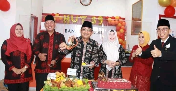 HUT Bank Jambi ke-59, Bupati UAS: Harus Tetap Eksis dan Tingkatkan Profesionalisme