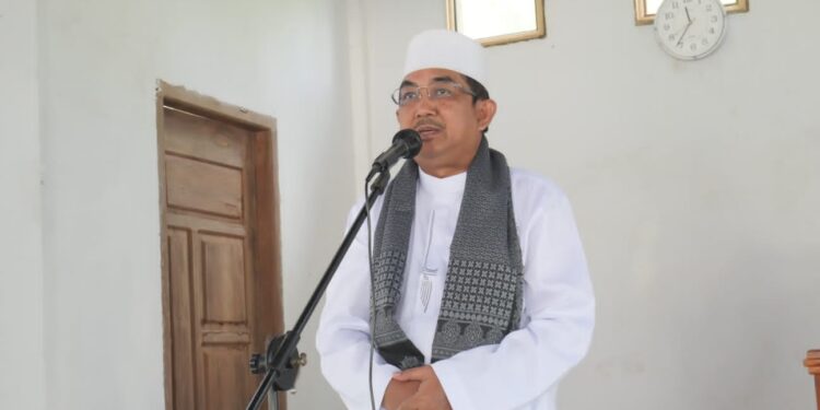 Safari Jumat di Desa Muntialo, Bupati UAS Sampaikan Pesan Cara Mendidik Anak