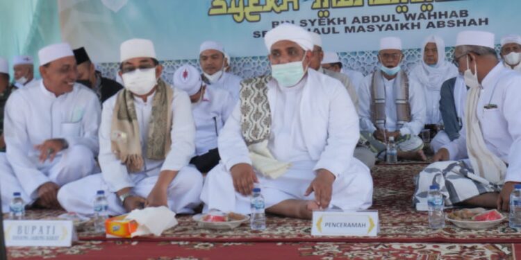 Bupati UAS Hadiri Haul ke-11 Syekh Muhammad Ali Bin Syekh Abdul Wahab