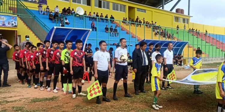Adi Wijaya dan Welly Menejer SSB Tunas Inti : Terimakasih U-13 sudah terhenti di Semifinal