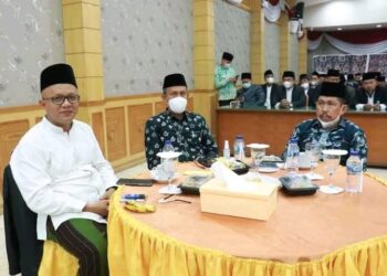 Ketua DPRD Tanjabbar Hadiri Pengukuhan Dewan Pimpinan MUI