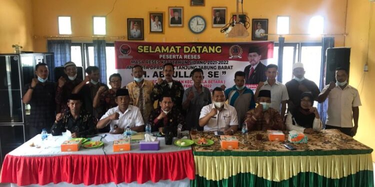 Ketua DPRD Tanjab Barat Tampung Aspirasi Masyarakat Desa Teluk Kulbi