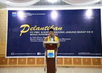 Bupati UAS Hadiri Pelantikan PC PMII dan Kopri Tanjab Barat