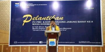 Bupati UAS Hadiri Pelantikan PC PMII dan Kopri Tanjab Barat