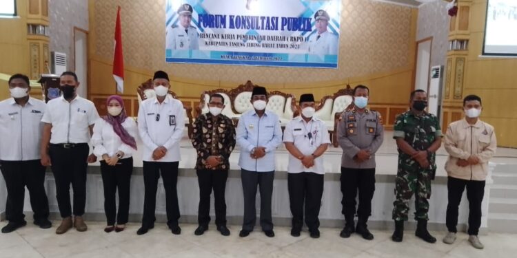 Ketua DPRD Tanjabbar Hadiri Forum Konsultasi Publik RKPD Tahun 2023.