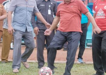 Bupati Anwar Sadat Buka Tunamen Sepak Bola OPD CUP