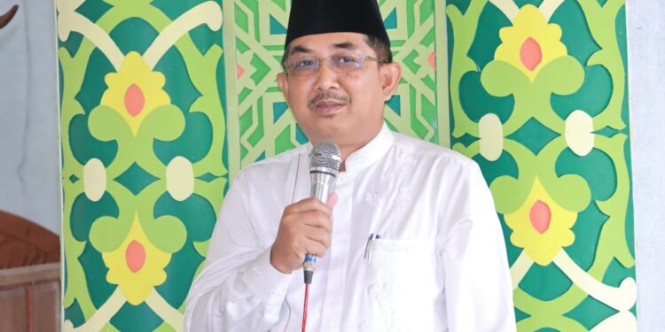 Dikritik, Anwar Sadat: Kita Jawab dengan Kerja Nyata