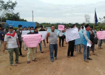 Dinilai Tak Berkontribusi, Masyarakat Tiga Desa Sarolangun Geruduk PT MBP