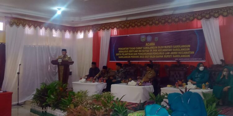 Bupati sarolangun hadiri Sertijab camat Sarolangun sekaligus Pelantikan LAM Kecamatan Sarolangun
