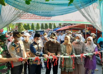 Ketua DPRD Kota Sungai Penuh Hadiri Pembukaan Pasar Mambo