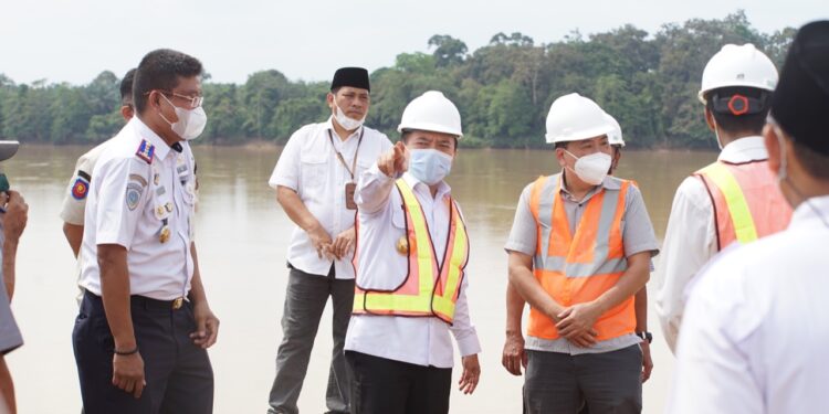 Al Haris Tinjau Pelabuhan Desa Tenam