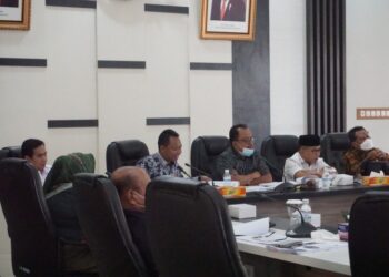 Pansus BOT Gelar Rapat Bersama Pihak Pasar Angso Duo