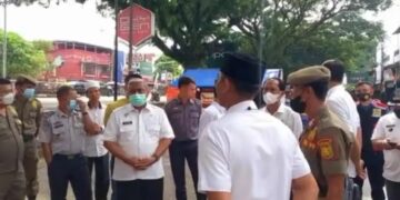 Tindak lanjuti Arahan Bupati, Sekda Endang Abdul Naser Temui PKL