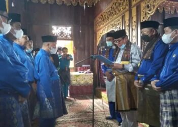 Bupati Cek Endra Hadiri Pengukuhan Pengurus LAM Sarolangun