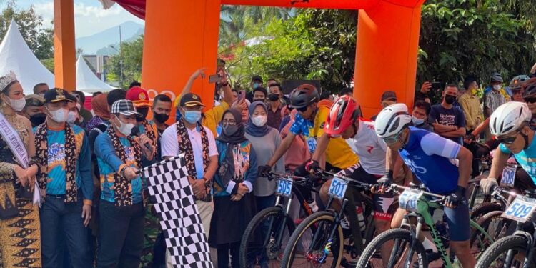 Ketua DPRD Kota Sungai Penuh Apresiasi Kerintji Mountain Bike Gran Fondo 2022
