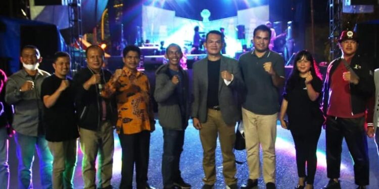 Anggota DPRD Kota Sungai Penuh Tole S Hadiwarso Ikuti Penutupan HIPMI Fest