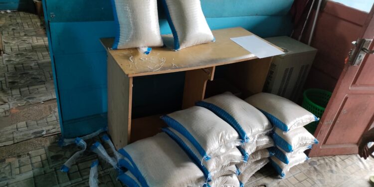 Sambut Bulan Suci Ramadhan, PDAM Tirta Pengabuan Bagikan Beras Ke Masyarakat dan Pondok Pesantren