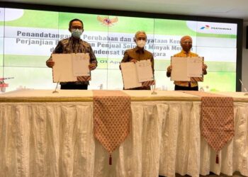 SKK Migas – Pertamina Tandatangani Perubahan Perjanjian Penunjukan Penjual Minyak Mentah/Kondensat Bagian Negara