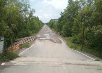 Akses Menuju Pelabuhan Roro Membahayakan, Warga Pertanyakan Dana Swakelola dan Mobil Perusahaan