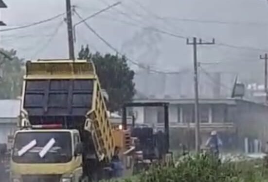 PT. Lawang Agung Diduga Mengerjakan Proyek Jalan Nasional Rp. 7 Milyar Asal Jadi