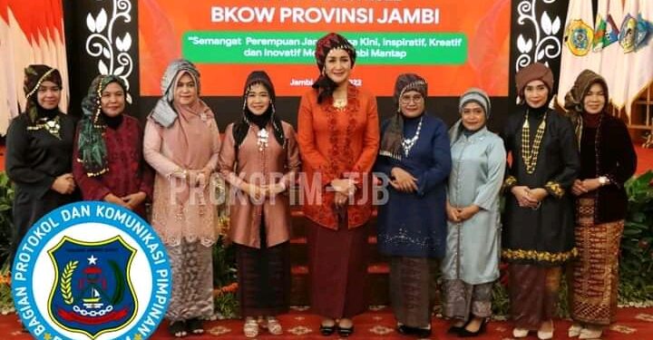 Ketua TP PKK Tanjab Barat Hadiri Peringatan Hari Kartini