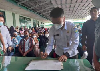 Pj Sekda Alpian Hadiri Penyaluran BTPKLW