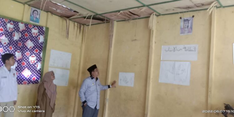 Tinjau Sekolah Rusak, Pemkab Tanjabbar Akan Keliling Kecamatan