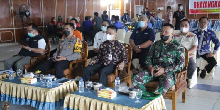 Sekda Alpian Hadiri Bhakti Kesehatan Dalam Rangka Peringatan Hari Bhayangkara ke-76