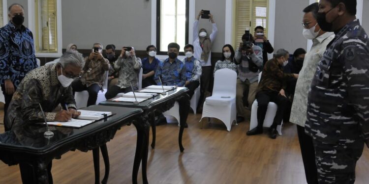 SKK Migas Tanda Tangani Kontrak Kerja Sama WK Agung I, Agung II dan North Ketapang