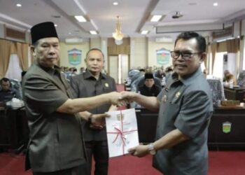 Wako Ahmadi Sampaikan Ranperda Pertanggungjawaban APBD TA 2021 Ke Dewan